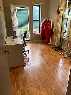 Rented by Nooklyn NYC LLC | media 35