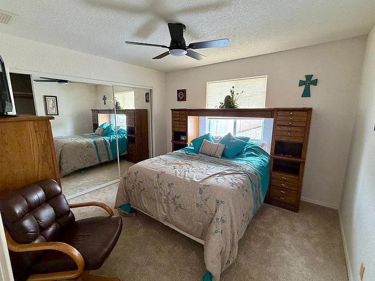 2199 Wallapai Dr — Photo 32