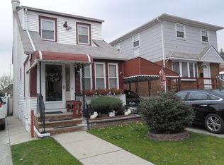 3332 153rd St, Flushing, NY 11354