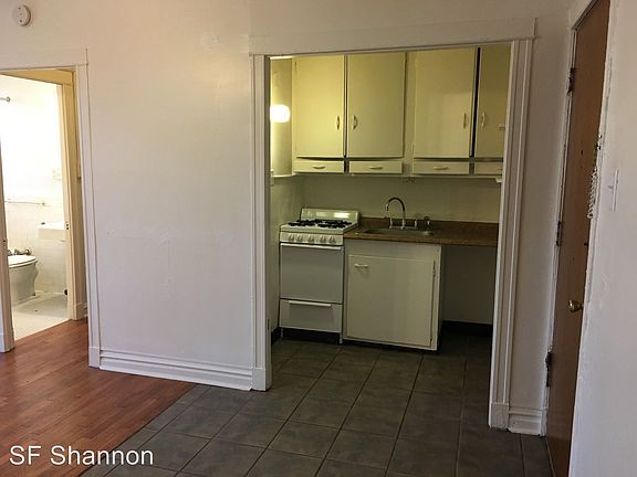 3rd image of 4066 Lindell Blvd APT 705