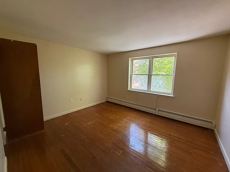 105 Preston St — Photo 3