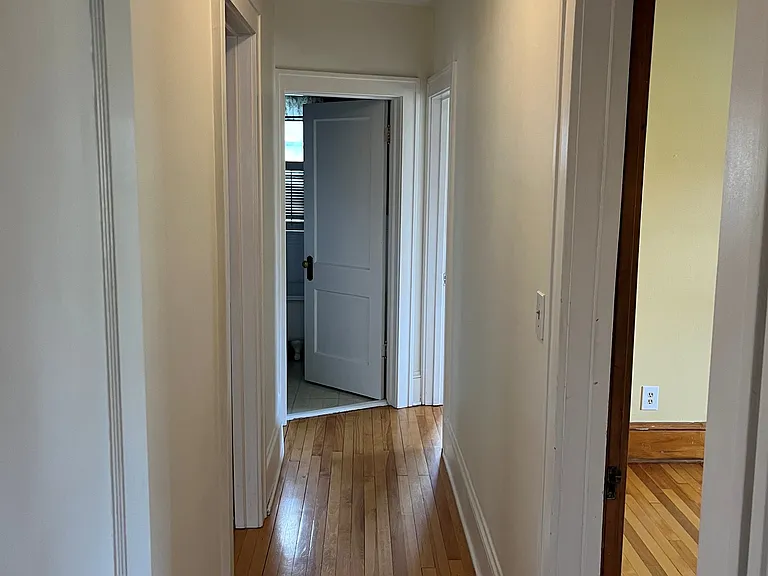 226 Wilder St N #2 — Photo 4