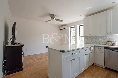 Rented by Brick&Mortar