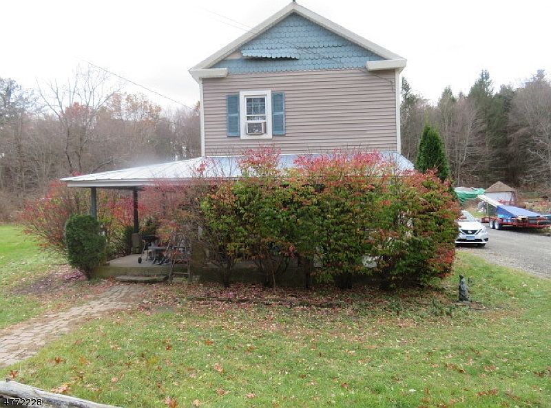 1st image of 55 Deckertown Tpke