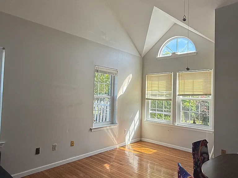235 Village Green Ln — Photo 20