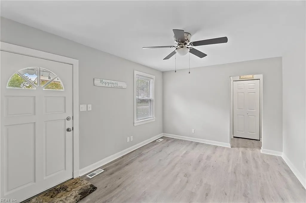 218 Beechwood Avenue - 1 — Photo 4