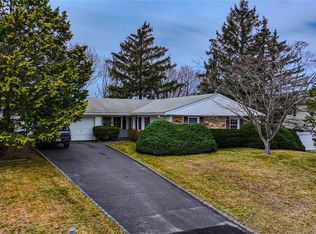 8 Royalston Lane, South Setauket, NY 11720