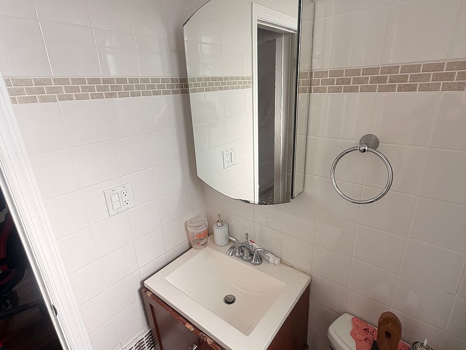 1st image of 1300 7th St Floor 2