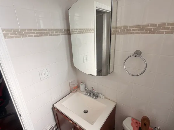 1300 7th St Floor 2, North Bergen, NJ 07047