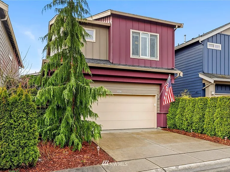 1326 158th Pl SW — Photo 1