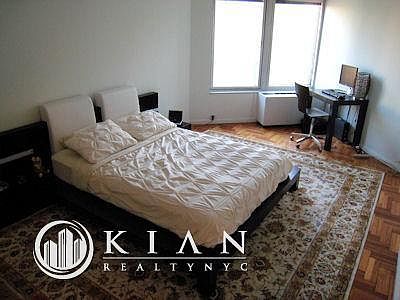 2nd image of 150 W 56th St APT 4812
