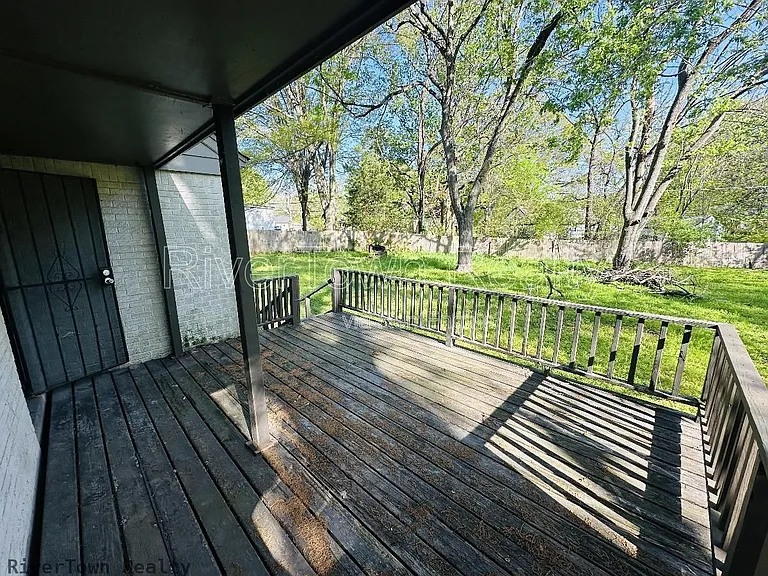 830 Marsh Ave — Photo 16