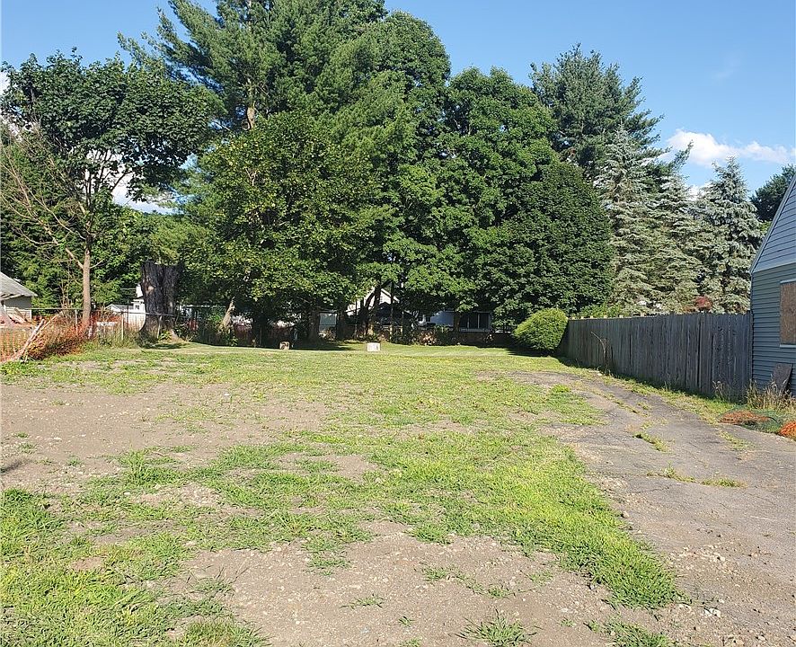 1st image of 16 Richards Ave #8