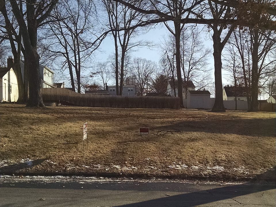 2nd image of Beths Ave