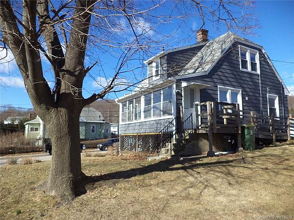 4th image of 36 Hinsdale Ave