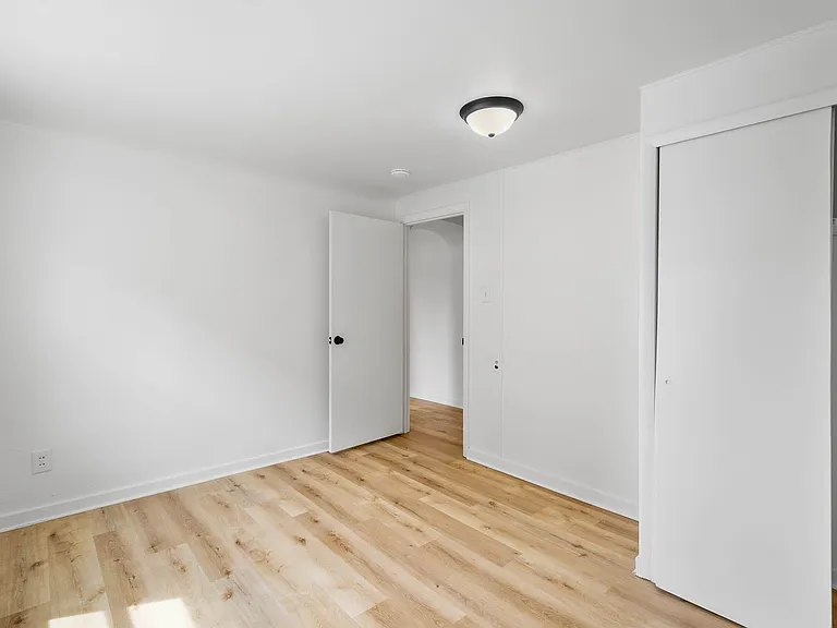 571 Washington Avenue — Photo 9