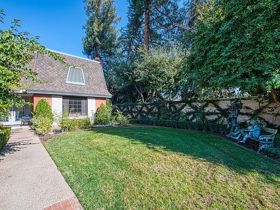 4th image of 2806 W Kensington Ln