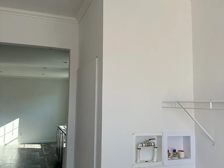 3557 Warren Pl — Photo 5