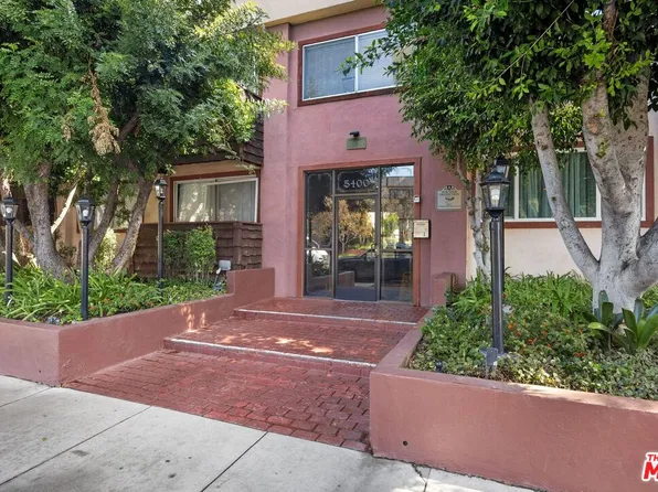 5400 Newcastle Ave APT 66, Encino, CA 91316
