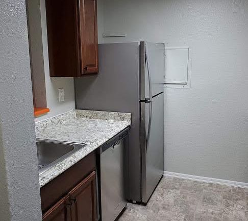 Kitchen with new appliances throughout