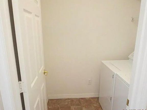 5th image of 9843 Doriath Cir