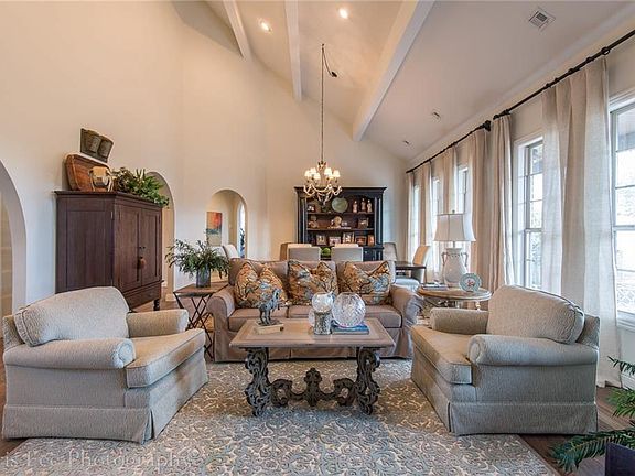 5th image of 2438 N Candlewood Dr