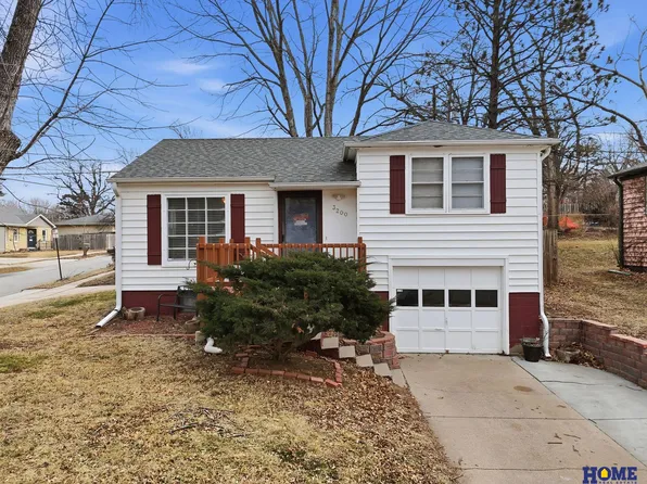 3200 S 44th St, Lincoln, NE 68506