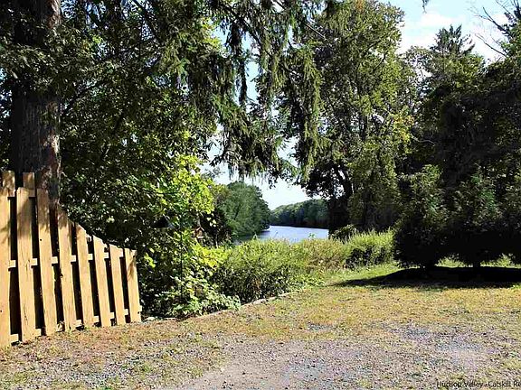 5th image of 7 Riverview Dr