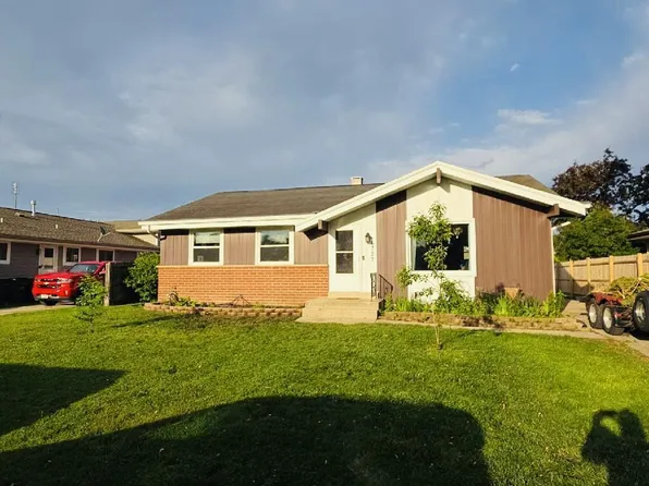 6727 Lone Elm DRIVE, Racine, WI 53402