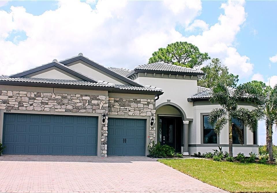 1st image of 7929 Grande Shores Dr