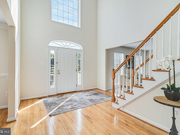 4th image of 13145 Hillmeade Ct