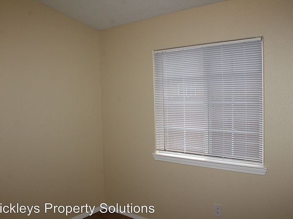 5th image of 10204 Country Meadows Dr NW