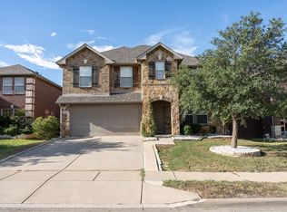 2333 Cavalry Dr, Fort Worth, TX 76177