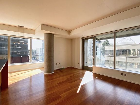 3rd image of 1155 S Grand Ave #4010