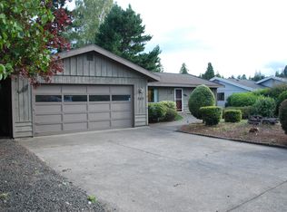 305 Sugar Pine Dr, Bremerton, WA 98310