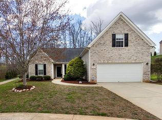 6224 Elderbush Dr, Greensboro, NC 27405
