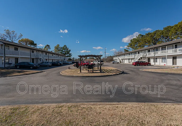 The Cove Apartments — Photo 10