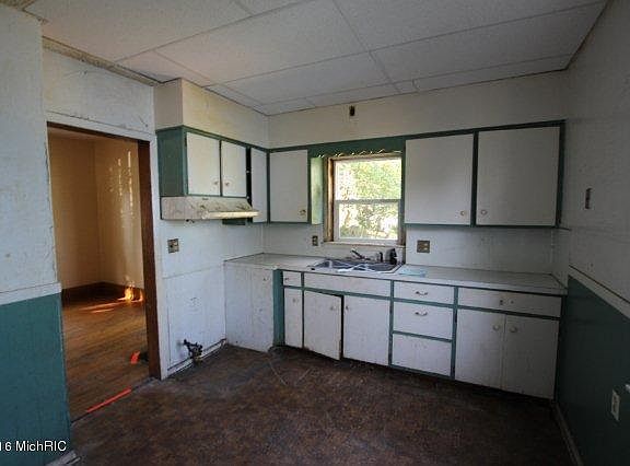 5th image of 1861 Palace Ave SW