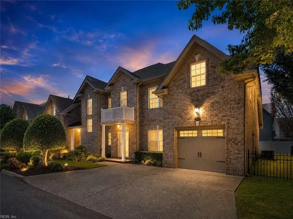 1037 Horton Pl, Virginia Beach, VA 23454