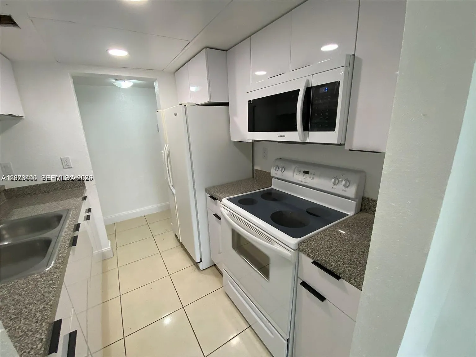 Verabella Falls Condo — Photo 1