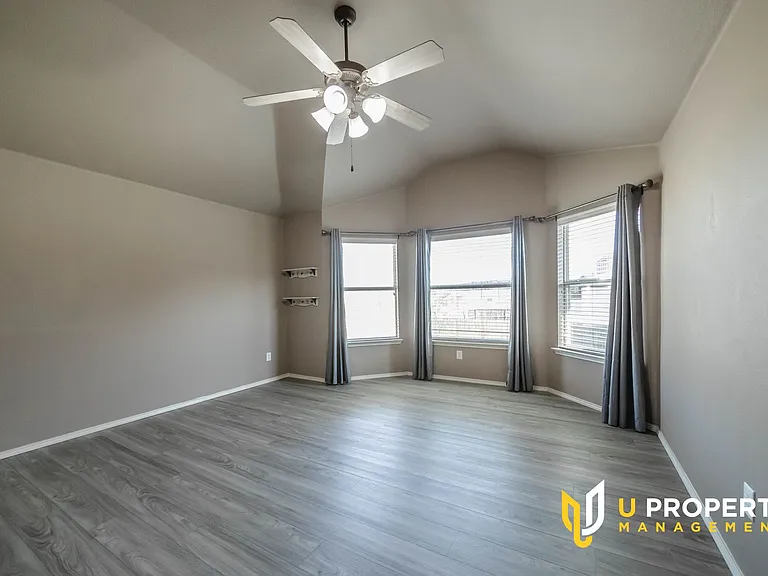 3501 Aldersyde Dr — Photo 26