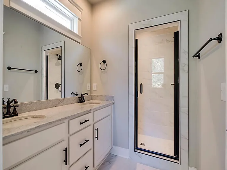 1523 Straightway Ave #B — Photo 10