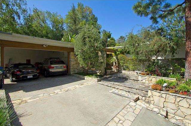1st image of 16121 Clear Oak Dr