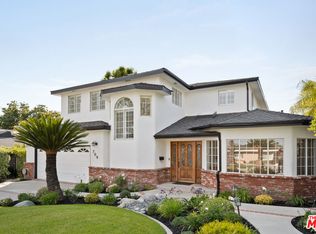 709 Rim Rd, Pasadena, CA 91107