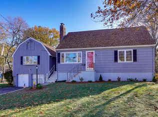 26 Glen Ave, Burlington, MA 01803
