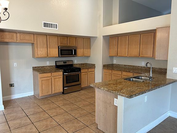 3rd image of 9841 W Irma Ln