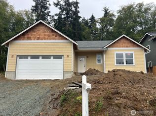 1806 Twin Oaks Ln, Freeland, WA 98249
