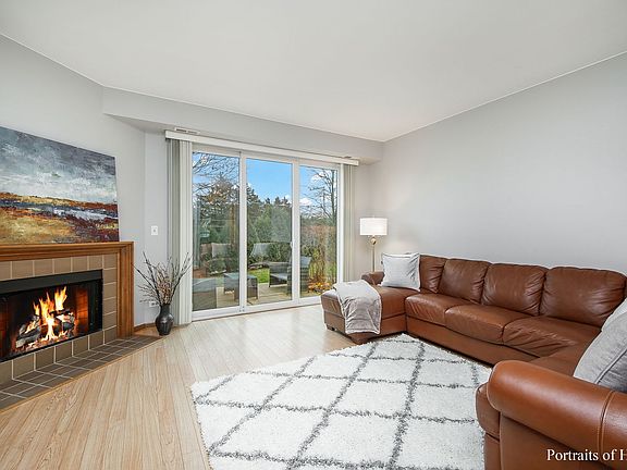 5th image of 7831 Darien Lake Dr