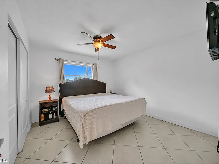 730 Joel Blvd — Photo 11