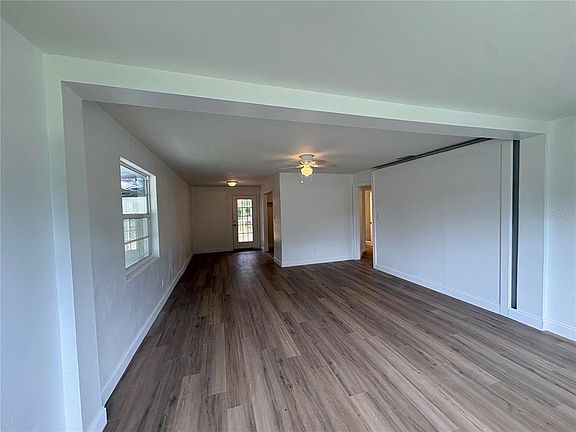 3rd image of 2412 DERBYSHIRE AVENUE